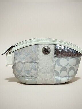 Coach Patchwork Signature Cosmetic Bag Chrome Hardware Gently Loved No. 42480